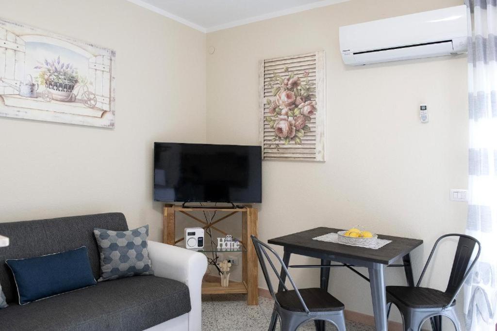 Casa I Gerani 2 Apartment Алгеро Екстериор снимка